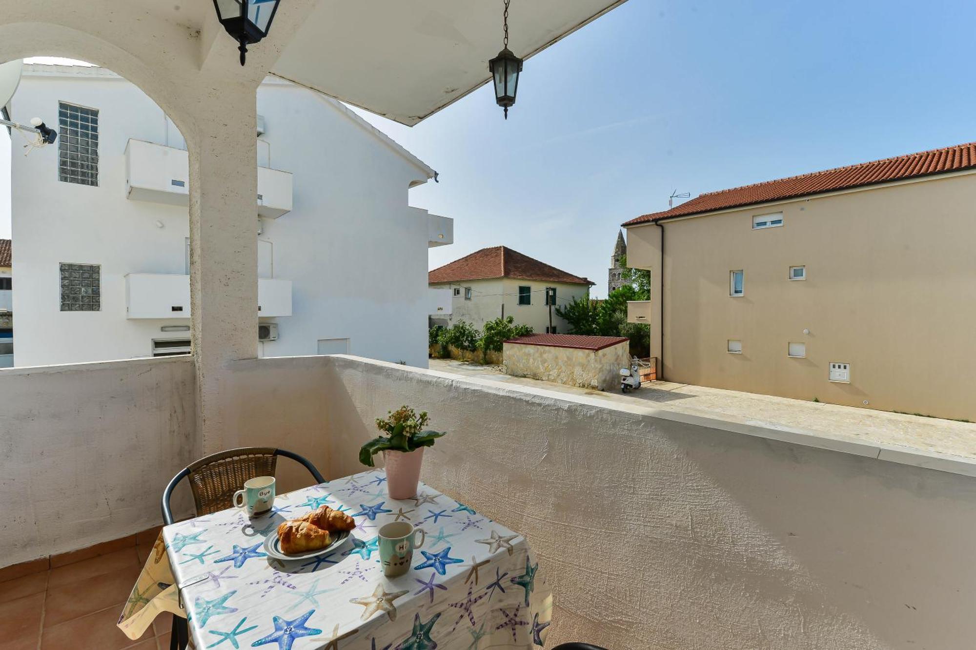 Apartments Citrus Turanj Exterior photo